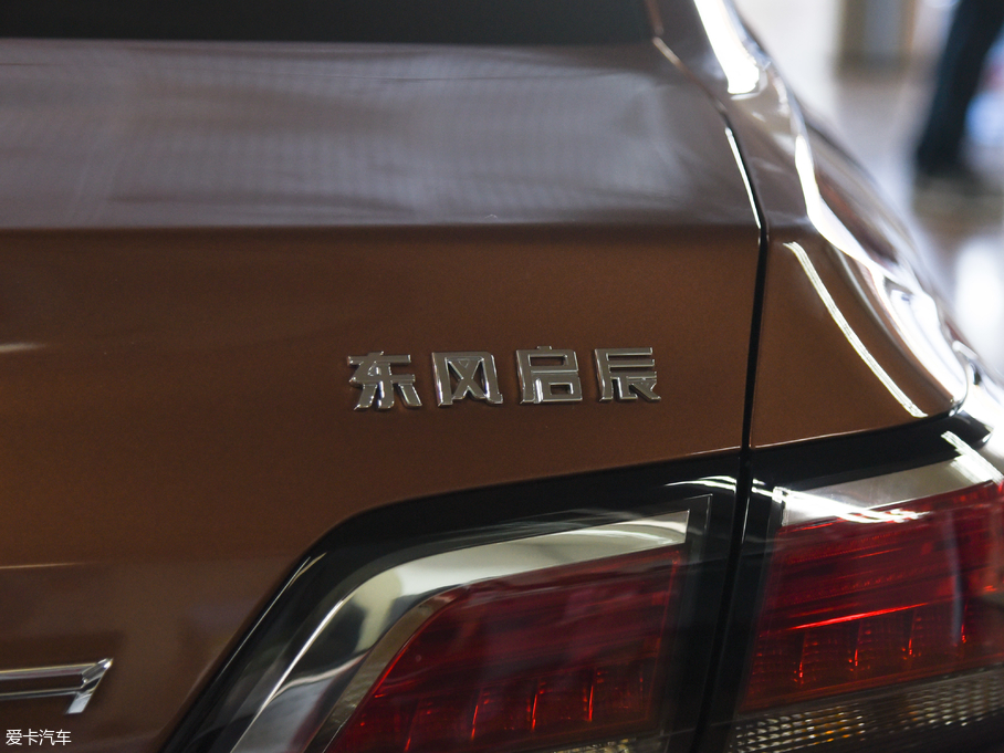 2018���D60 1.6L XL CVT����Ӣ��