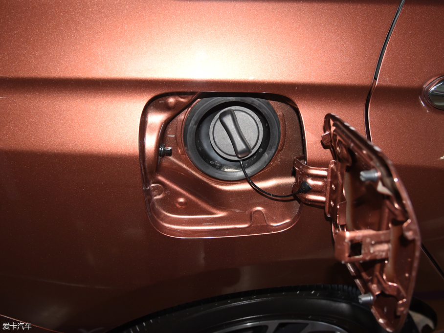 2018���D60 1.6L XL CVT����Ӣ��