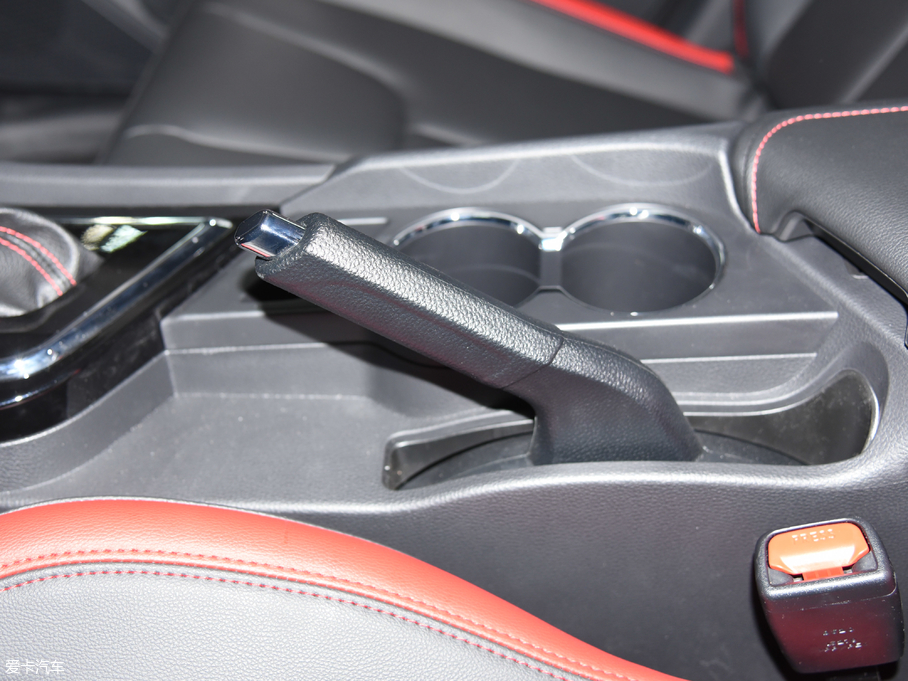 2018���D60 1.6L XL CVT����Ӣ��