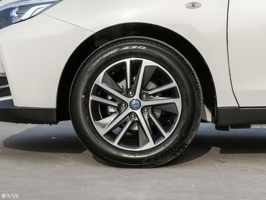 2018D60 1.6L XE քm