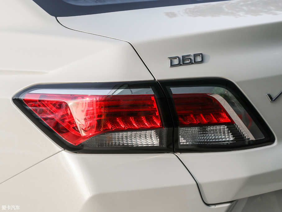 2018D60 1.6L XE քm