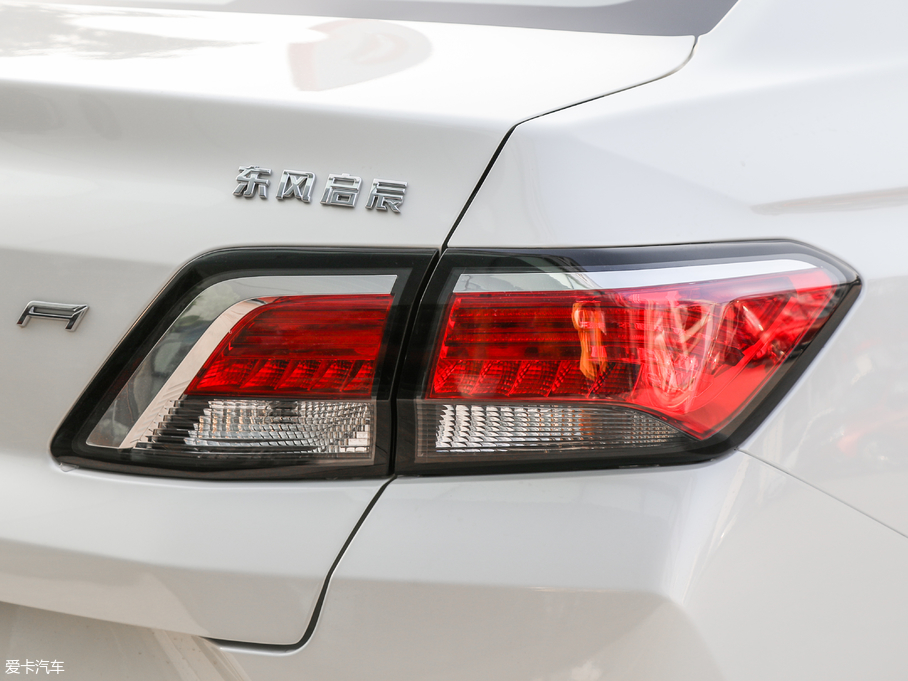 2018D60 1.6L XE քm