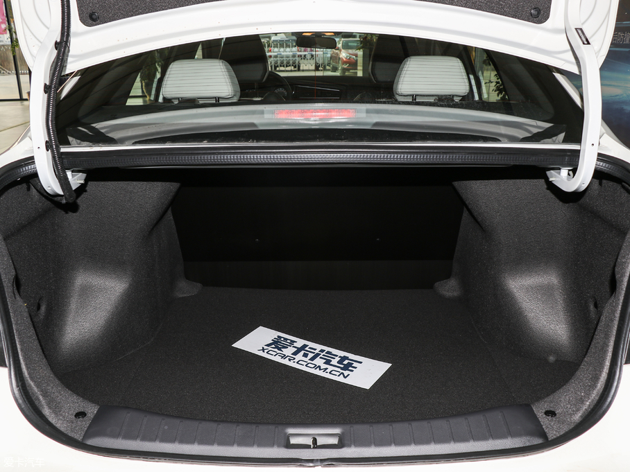 2018D60 1.6L XE քm