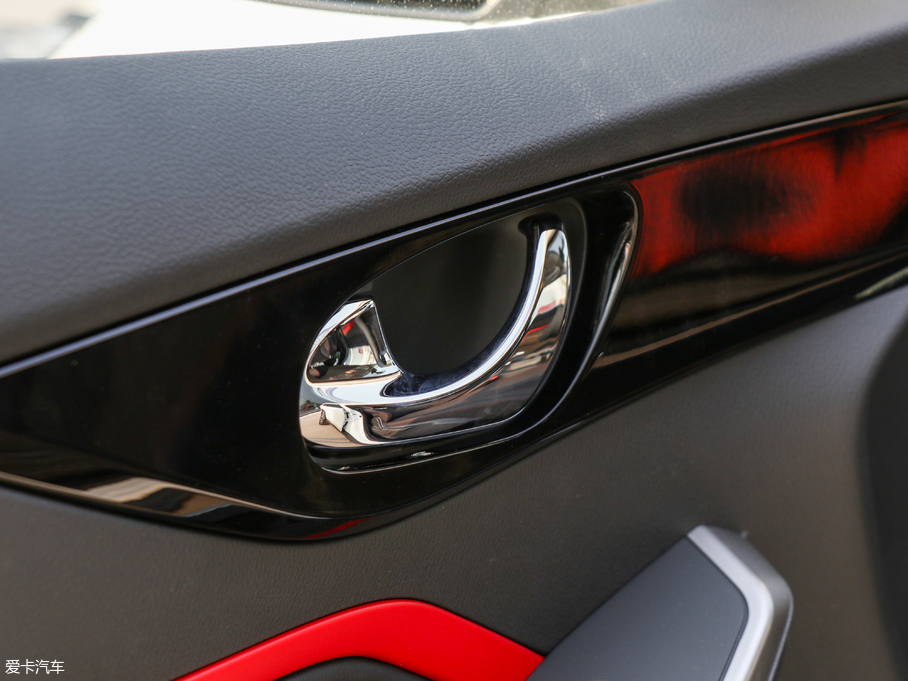 2018D60 1.6L XE ք(dng)m