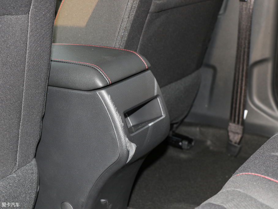 2018D60 1.6L XE քm