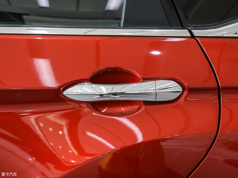 2018���D60 1.6L XL �ք�����Ӣ��