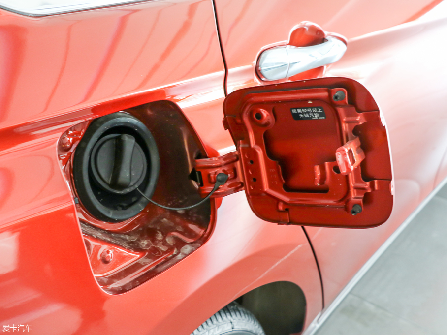 2018D60 1.6L XL քӢ