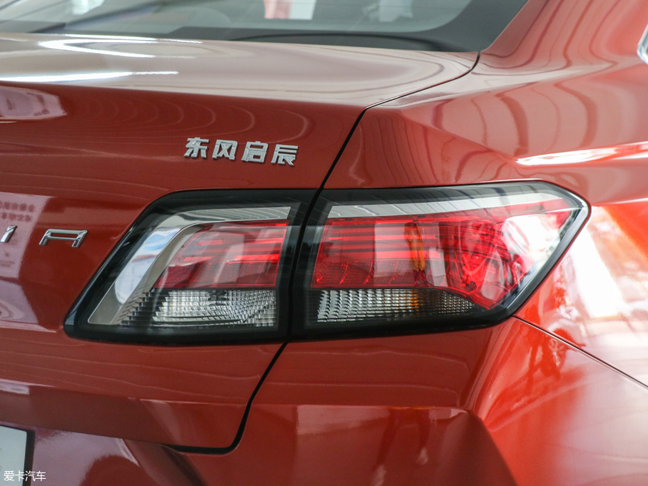 2018D60 1.6L XL քӢ