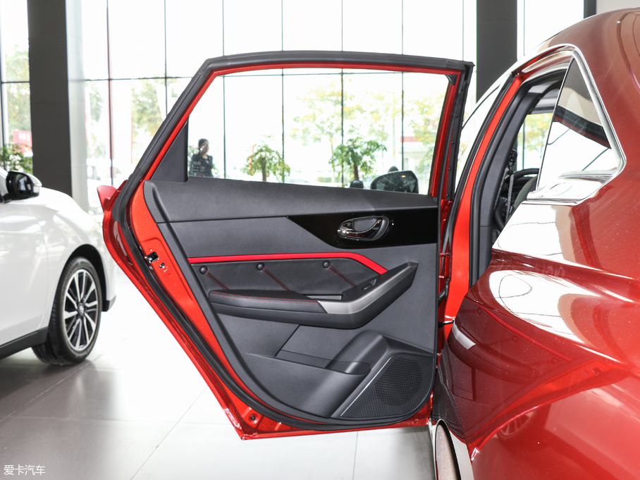 2018D60 1.6L XL քӢ