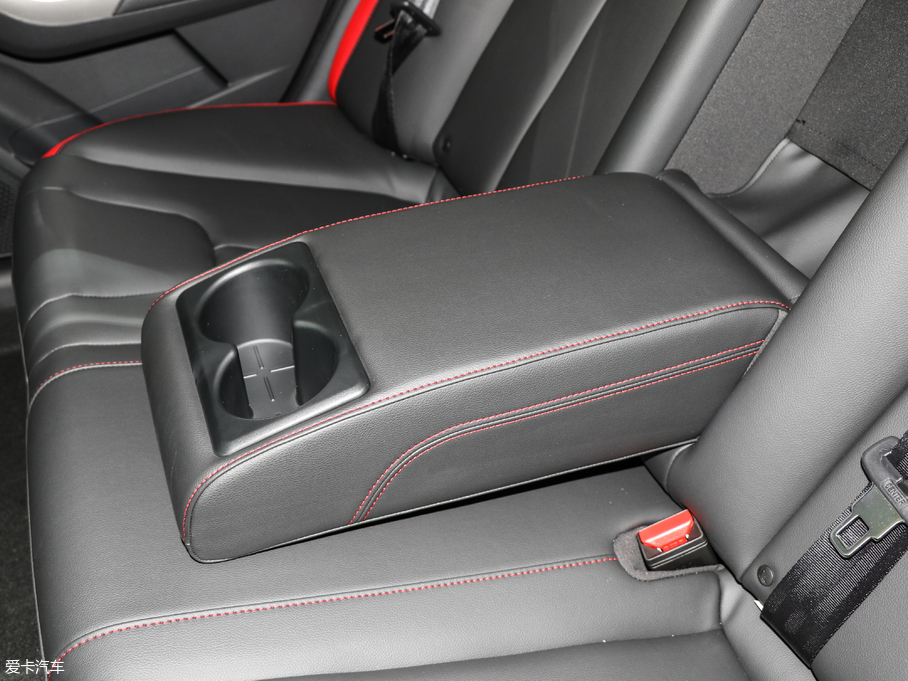 2018D60 1.6L XL քӢ