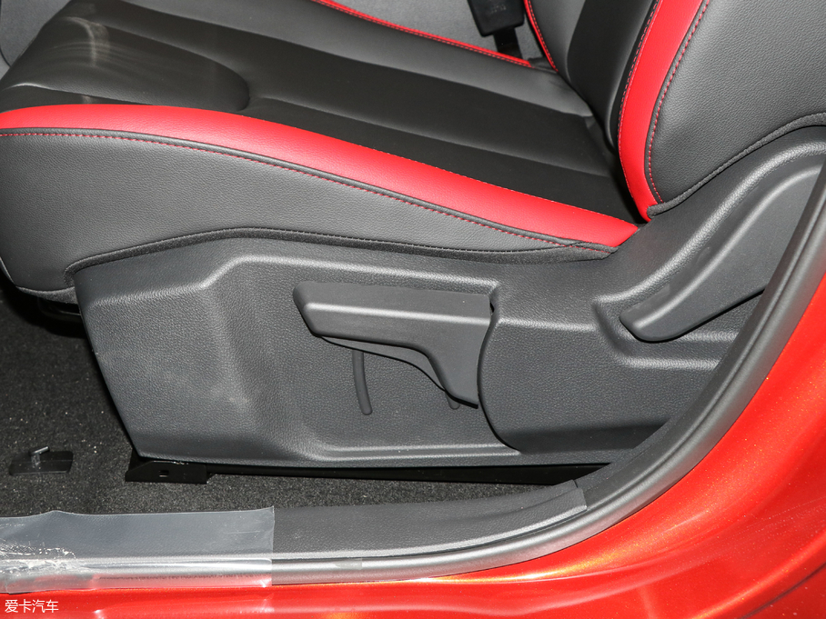 2018D60 1.6L XL քӢ