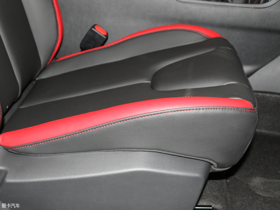 2018D60 1.6L XL քӢ