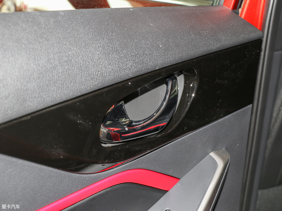 2018D60 1.6L XL քӢ