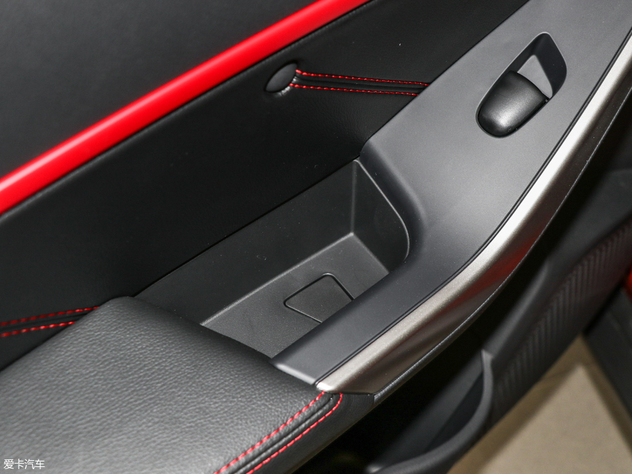 2018D60 1.6L XL քӢ