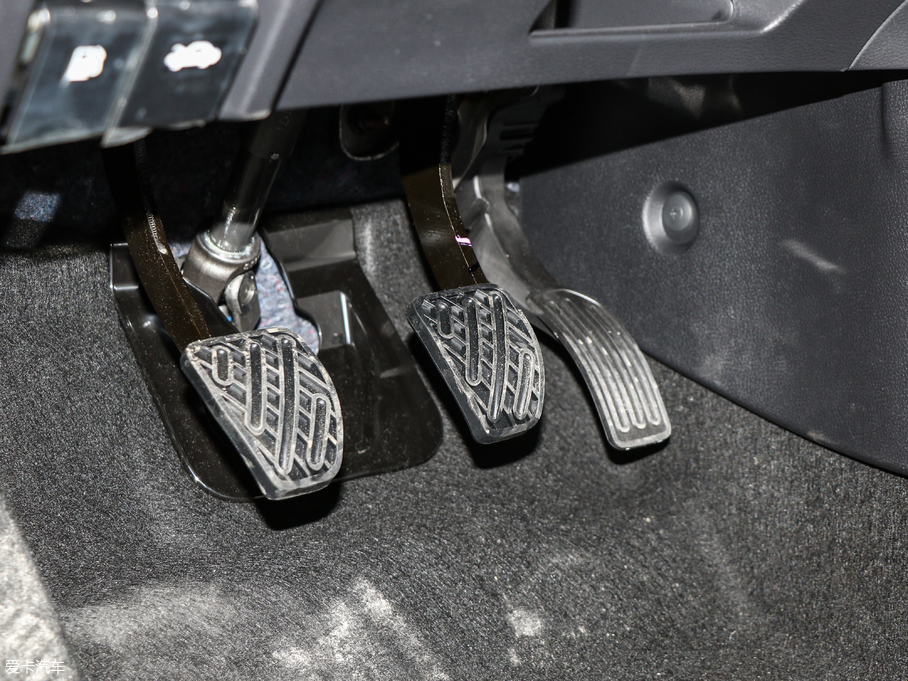 2018D60 1.6L XL քӢ