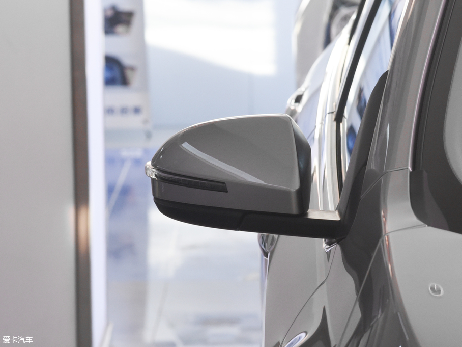 2018D60 1.6L XL քӢ