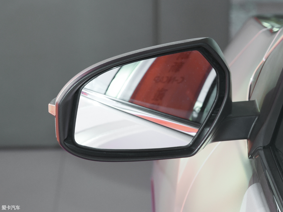 2018D60 1.6L XL քӢ