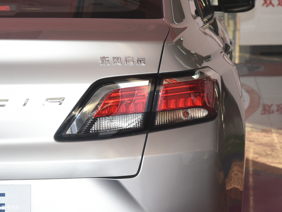 2018D60 1.6L XL քӢ