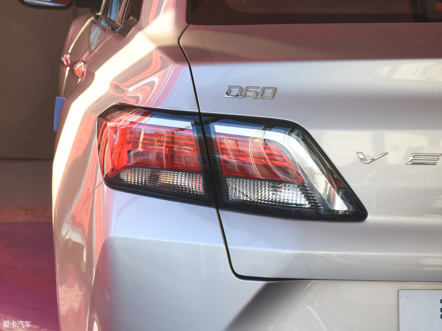 2018D60 1.6L XL քӢ