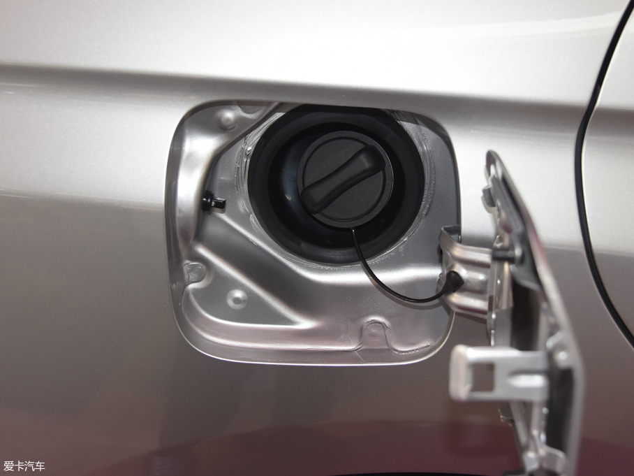 2018D60 1.6L XL քӢ