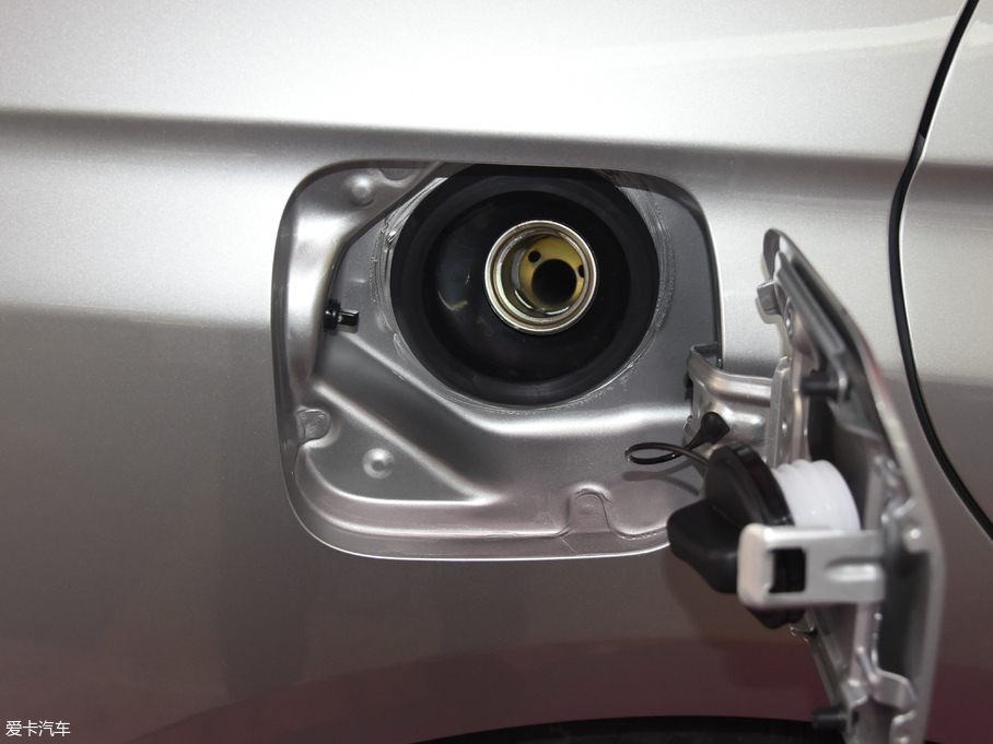 2018D60 1.6L XL քӢ