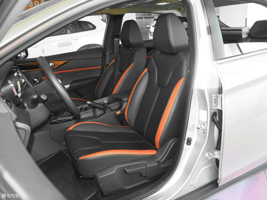 2018D60 1.6L XL քӢ