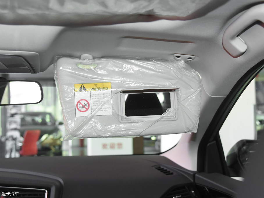 2018D60 1.6L XL քӢ