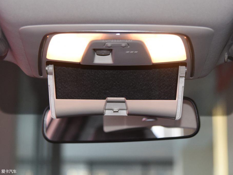 2018D60 1.6L XL քӢ