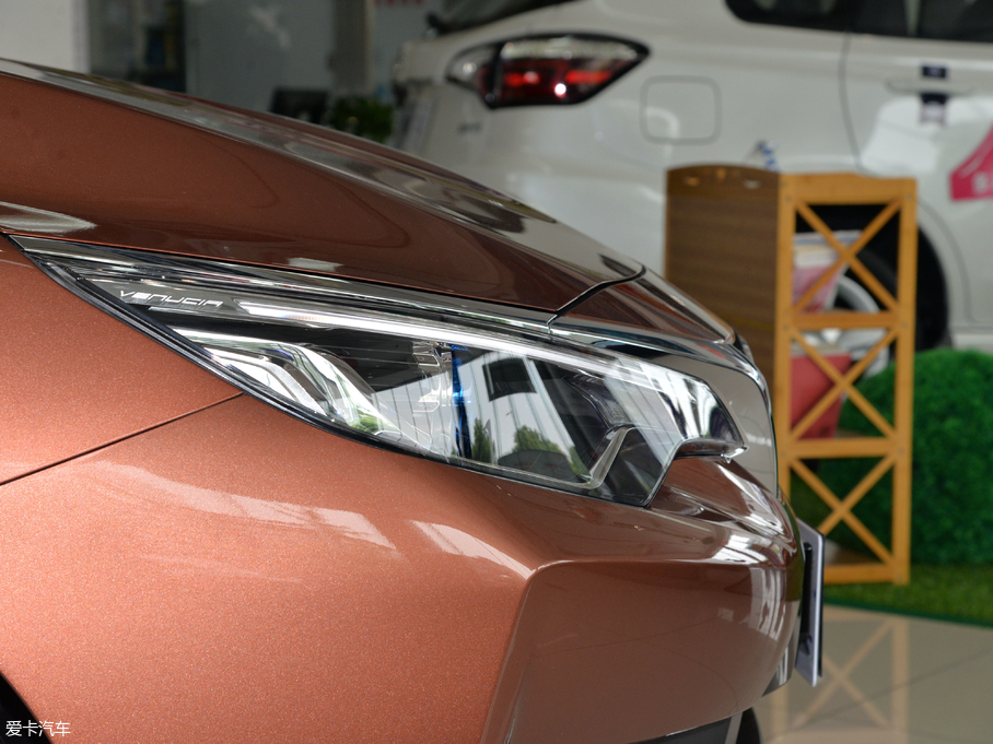 2018D60 1.6L XL քӢ