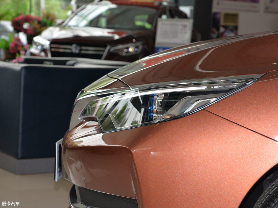 2018���D60 1.6L XL �ք�����Ӣ��