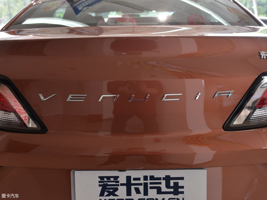 2018���D60 1.6L XL �ք�����Ӣ��