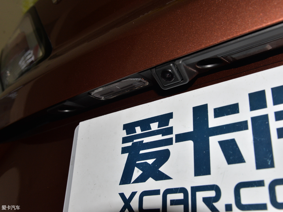 2018���D60 1.6L XL �ք�����Ӣ��