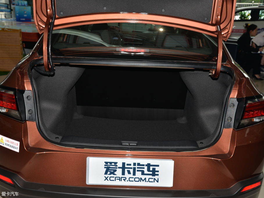 2018D60 1.6L XL քӢ