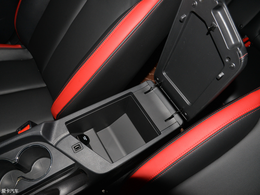 2018D60 1.6L XL քӢ