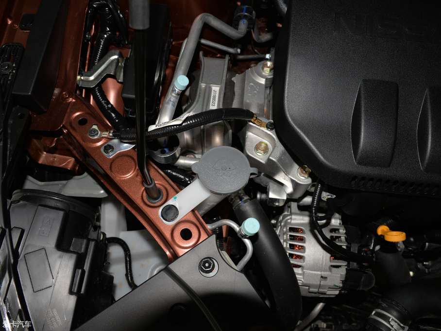 2018���D60 1.6L XL �ք�(d��ng)��(li��n)��Ӣ��