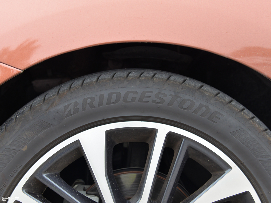 2018D60 1.6L XV CVTA