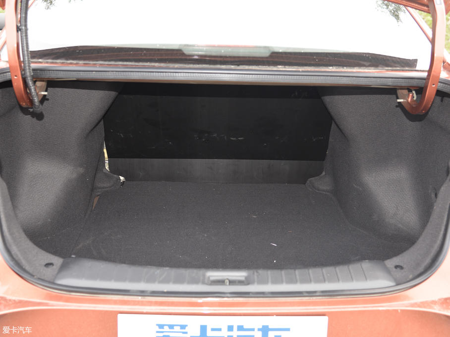 2018D60 1.6L XV CVTA