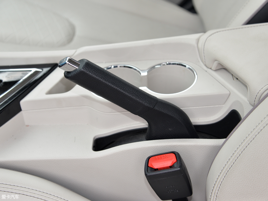 2018D60 1.6L XV CVTA