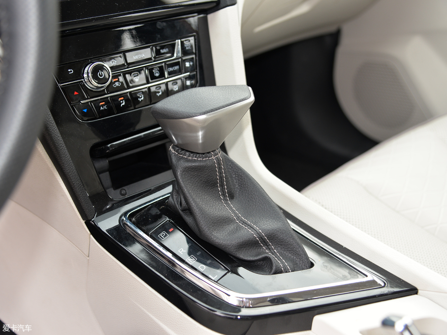 2018D60 1.6L XV CVT(lin)A