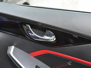 20181.6L XV CVTA g