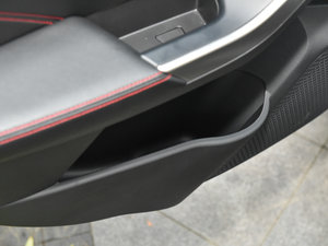 20181.6L XV CVTA g