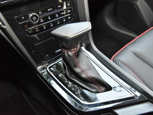 20181.6L XV CVTA QU