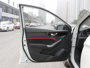 20181.6L XV CVTA {λ܇T