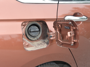 20181.6L XV CVTA w