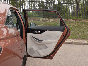 20181.6L XV CVT(lin)A g