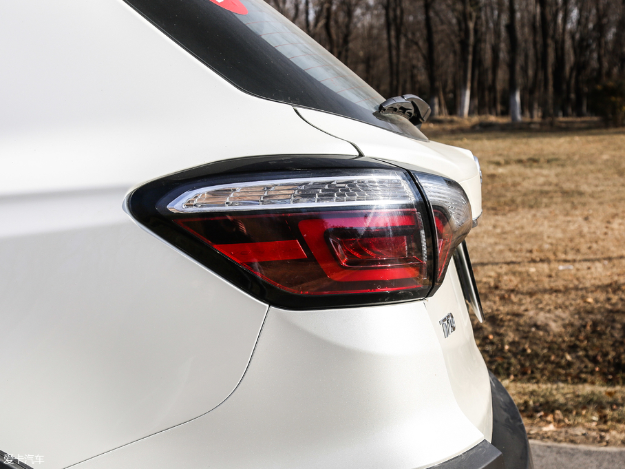 2018T70 2.0L CVT\Ӱ