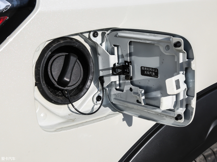 2018T70 2.0L CVT\Ӱ