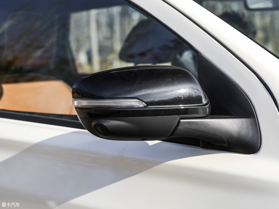 2018T70 2.0L CVT\Ӱ