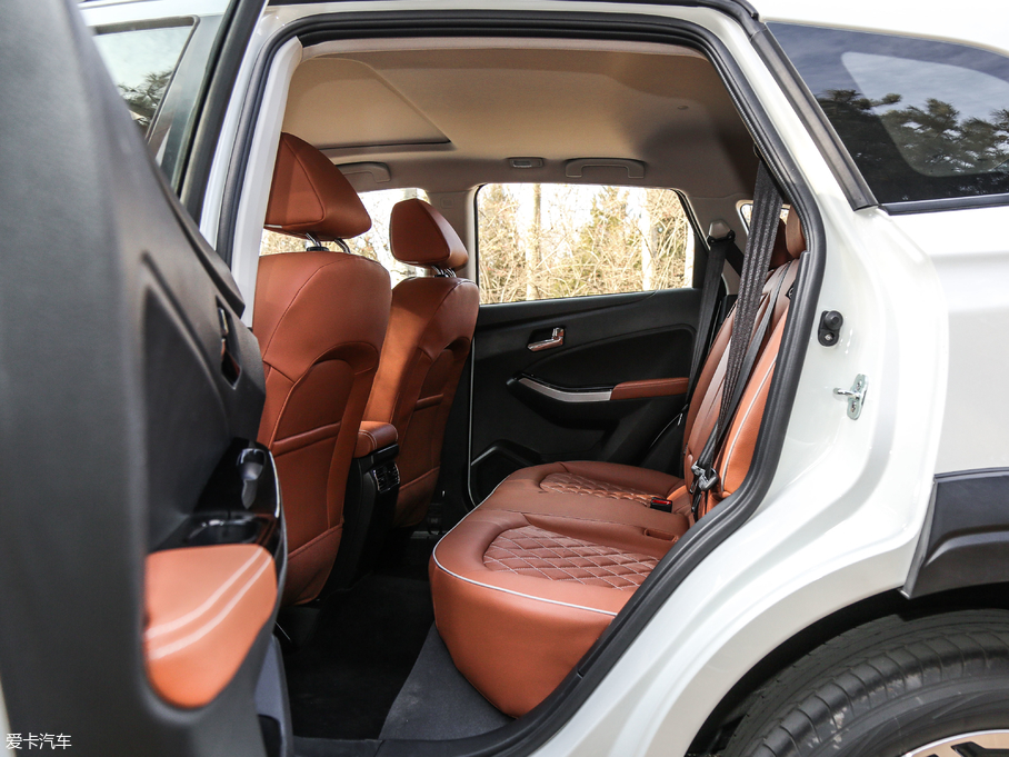 2018T70 2.0L CVT\Ӱ