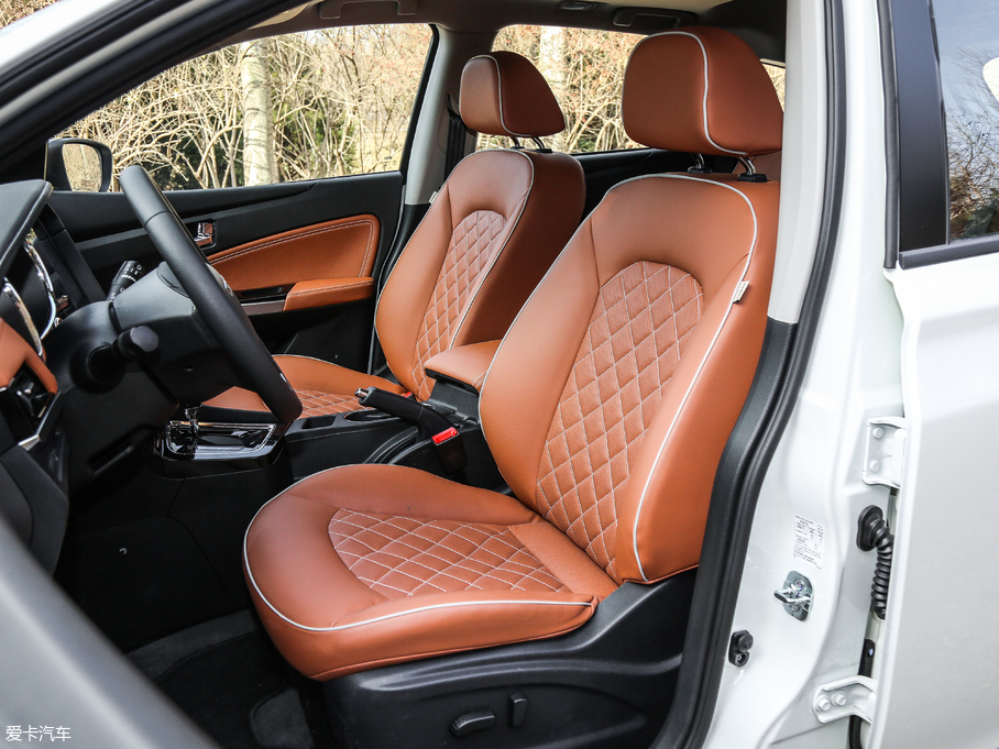 2018T70 2.0L CVT\Ӱ